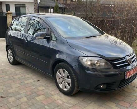 Синий Фольксваген Гольф Плюс, объемом двигателя 1.6 л и пробегом 221 тыс. км за 5450 $, фото 1 на Automoto.ua
