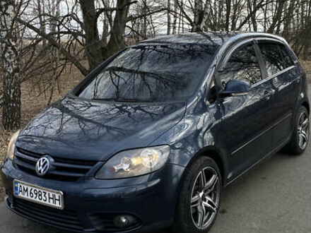 Фольксваген Гольф Плюс 2006 в Радомышле на Automoto.ua Синий Фольксваген Гольф Плюс, объемом двигателя 1.4 л и пробегом 262 тыс. км за 5300 $, фото 1 на Automoto.ua