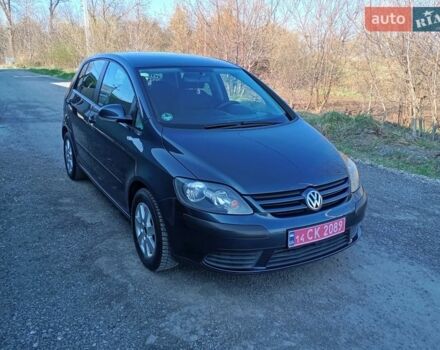 Синій Фольксваген Golf Plus, об'ємом двигуна 1.6 л та пробігом 225 тис. км за 5500 $, фото 1 на Automoto.ua