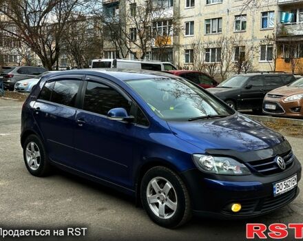Синий Фольксваген Гольф Плюс, объемом двигателя 1.4 л и пробегом 300 тыс. км за 4999 $, фото 1 на Automoto.ua
