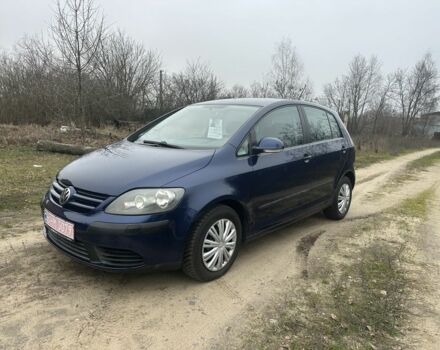 Синий Фольксваген Гольф Плюс, объемом двигателя 1.4 л и пробегом 180 тыс. км за 5000 $, фото 1 на Automoto.ua