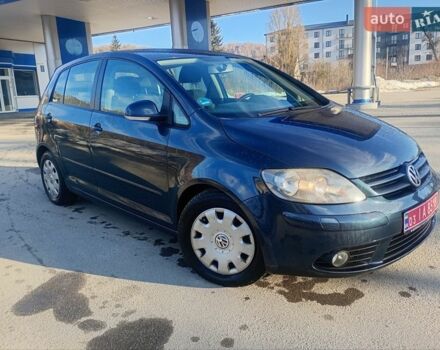 Синій Фольксваген Golf Plus, об'ємом двигуна 1.6 л та пробігом 240 тис. км за 5700 $, фото 1 на Automoto.ua