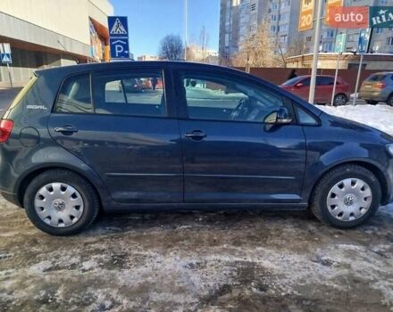 Синий Фольксваген Гольф Плюс, объемом двигателя 1.6 л и пробегом 225 тыс. км за 5999 $, фото 1 на Automoto.ua