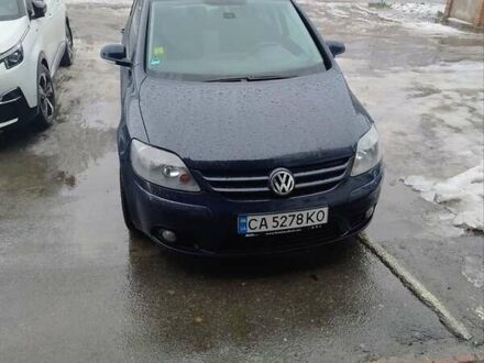 Синий Фольксваген Гольф Плюс, объемом двигателя 1.39 л и пробегом 185 тыс. км за 5800 $, фото 1 на Automoto.ua