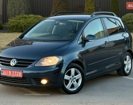 Синий Фольксваген Гольф Плюс, объемом двигателя 1.6 л и пробегом 158 тыс. км за 6200 $, фото 1 на Automoto.ua