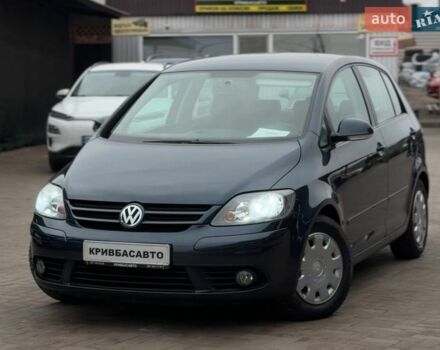 Синий Фольксваген Гольф Плюс, объемом двигателя 1.6 л и пробегом 251 тыс. км за 6600 $, фото 1 на Automoto.ua