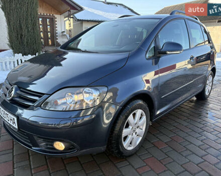 Синий Фольксваген Гольф Плюс, объемом двигателя 1.6 л и пробегом 135 тыс. км за 8600 $, фото 1 на Automoto.ua