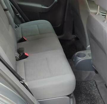 Зеленый Фольксваген Гольф Плюс, объемом двигателя 1.6 л и пробегом 204 тыс. км за 4999 $, фото 2 на Automoto.ua