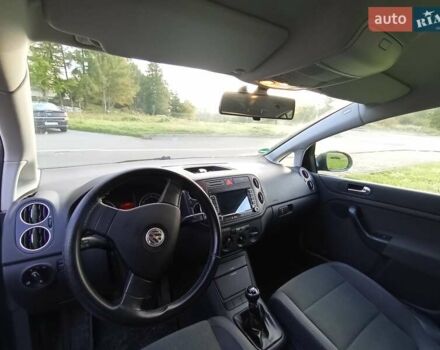 Фольксваген Гольф Плюс 2005 в Трускавце на Automoto.ua Зеленый Фольксваген Гольф Плюс, объемом двигателя 1.39 л и пробегом 199 тыс. км за 6000 $, фото 11 на Automoto.ua
