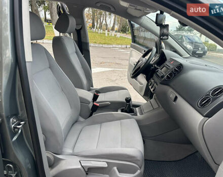 Фольксваген Гольф Плюс 2005 в Виннице на Automoto.ua Зеленый Фольксваген Гольф Плюс, объемом двигателя 1.6 л и пробегом 234 тыс. км за 6300 $, фото 49 на Automoto.ua