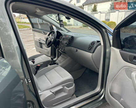 Фольксваген Гольф Плюс 2005 в Виннице на Automoto.ua Зеленый Фольксваген Гольф Плюс, объемом двигателя 1.6 л и пробегом 234 тыс. км за 6300 $, фото 47 на Automoto.ua