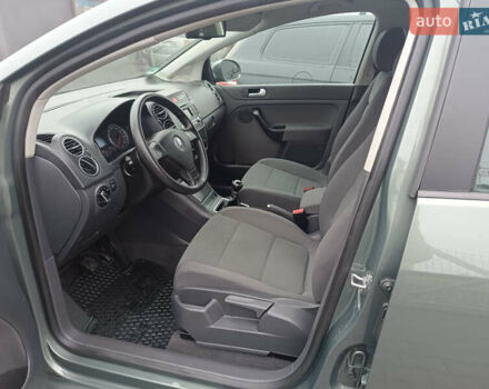 Зеленый Фольксваген Гольф Плюс, объемом двигателя 1.6 л и пробегом 212 тыс. км за 6399 $, фото 31 на Automoto.ua