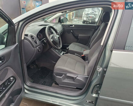 Зеленый Фольксваген Гольф Плюс, объемом двигателя 1.6 л и пробегом 212 тыс. км за 6399 $, фото 20 на Automoto.ua