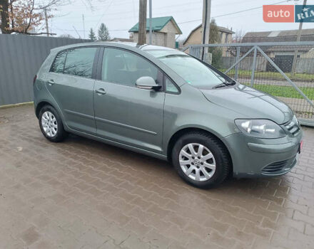 Зеленый Фольксваген Гольф Плюс, объемом двигателя 1.6 л и пробегом 212 тыс. км за 6399 $, фото 15 на Automoto.ua