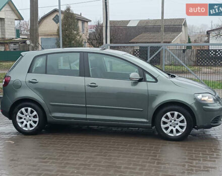 Зеленый Фольксваген Гольф Плюс, объемом двигателя 1.6 л и пробегом 212 тыс. км за 6399 $, фото 3 на Automoto.ua