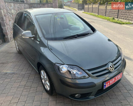 Фольксваген Гольф Плюс 2007 в Ровно на Automoto.ua Зеленый Фольксваген Гольф Плюс, объемом двигателя 1.6 л и пробегом 220 тыс. км за 7499 $, фото 12 на Automoto.ua