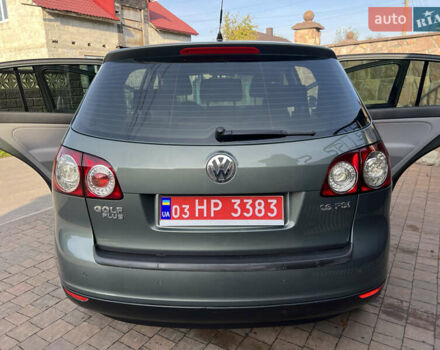 Фольксваген Гольф Плюс 2007 в Ровно на Automoto.ua Зеленый Фольксваген Гольф Плюс, объемом двигателя 1.6 л и пробегом 220 тыс. км за 7499 $, фото 41 на Automoto.ua