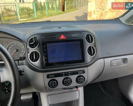 Фольксваген Гольф Плюс 2007 в Ровно на Automoto.ua Зеленый Фольксваген Гольф Плюс, объемом двигателя 1.6 л и пробегом 220 тыс. км за 7499 $, фото 29 на Automoto.ua