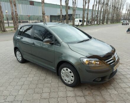 Зеленый Фольксваген Гольф Плюс, объемом двигателя 1.6 л и пробегом 214 тыс. км за 7700 $, фото 6 на Automoto.ua