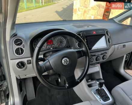 Фольксваген Гольф Плюс 2007 в Ровно на Automoto.ua Зеленый Фольксваген Гольф Плюс, объемом двигателя 1.6 л и пробегом 220 тыс. км за 7499 $, фото 26 на Automoto.ua