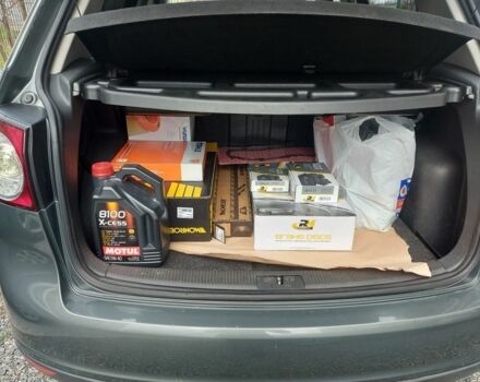 Зеленый Фольксваген Гольф Плюс, объемом двигателя 1.6 л и пробегом 214 тыс. км за 7700 $, фото 7 на Automoto.ua