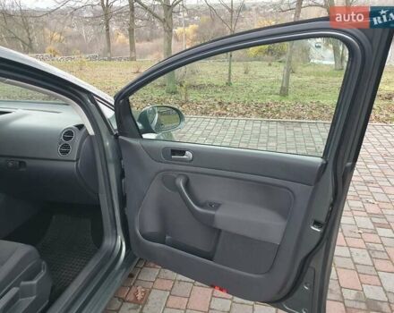 Зеленый Фольксваген Гольф Плюс, объемом двигателя 1.6 л и пробегом 124 тыс. км за 6999 $, фото 19 на Automoto.ua