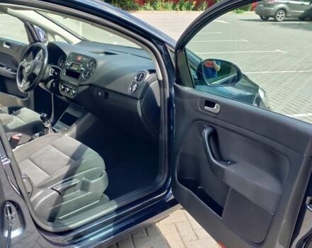 Зеленый Фольксваген Гольф Плюс, объемом двигателя 1.4 л и пробегом 215 тыс. км за 7800 $, фото 27 на Automoto.ua