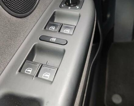 Зелений Фольксваген Golf Plus, об'ємом двигуна 1.4 л та пробігом 177 тис. км за 8850 $, фото 33 на Automoto.ua