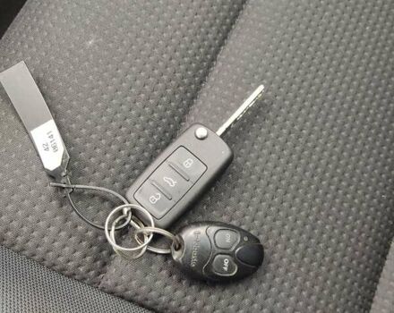 Зелений Фольксваген Golf Plus, об'ємом двигуна 1.4 л та пробігом 177 тис. км за 8850 $, фото 31 на Automoto.ua