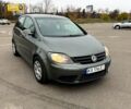 Зеленый Фольксваген Гольф Плюс, объемом двигателя 1.4 л и пробегом 240 тыс. км за 6000 $, фото 1 на Automoto.ua