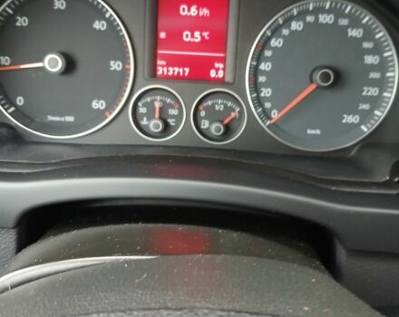 Зеленый Фольксваген Гольф Плюс, объемом двигателя 1.9 л и пробегом 312 тыс. км за 6000 $, фото 4 на Automoto.ua