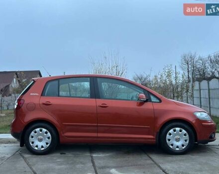 Оранжевый Фольксваген Гольф Плюс, объемом двигателя 1.4 л и пробегом 149 тыс. км за 6000 $, фото 7 на Automoto.ua