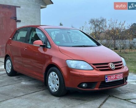 Оранжевый Фольксваген Гольф Плюс, объемом двигателя 1.4 л и пробегом 149 тыс. км за 6000 $, фото 18 на Automoto.ua