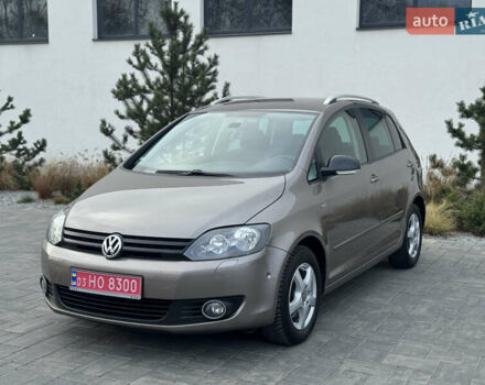 Оранжевый Фольксваген Гольф Плюс, объемом двигателя 1.6 л и пробегом 148 тыс. км за 11900 $, фото 1 на Automoto.ua