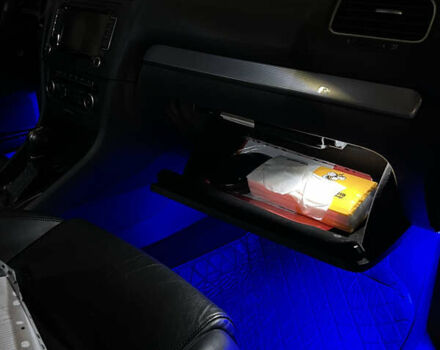 Белый Фольксваген Гольф Р, объемом двигателя 1.98 л и пробегом 190 тыс. км за 11000 $, фото 23 на Automoto.ua