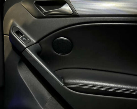 Белый Фольксваген Гольф Р, объемом двигателя 1.98 л и пробегом 190 тыс. км за 11000 $, фото 20 на Automoto.ua