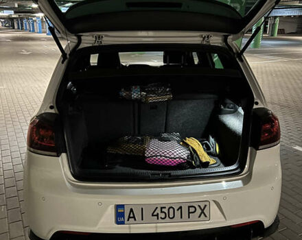 Белый Фольксваген Гольф Р, объемом двигателя 1.98 л и пробегом 190 тыс. км за 11000 $, фото 14 на Automoto.ua