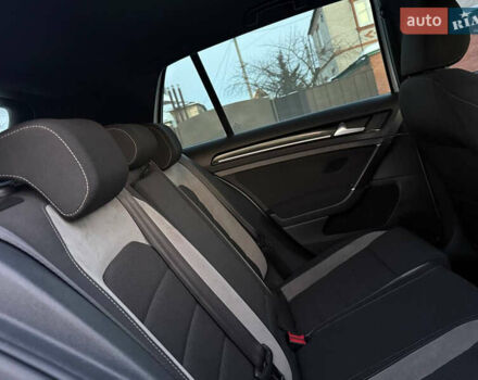 Білий Фольксваген Гольф Р, об'ємом двигуна 1.98 л та пробігом 150 тис. км за 17500 $, фото 13 на Automoto.ua