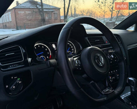 Білий Фольксваген Гольф Р, об'ємом двигуна 1.98 л та пробігом 150 тис. км за 17500 $, фото 22 на Automoto.ua