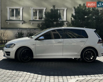 Белый Фольксваген Гольф Р, объемом двигателя 2 л и пробегом 210 тыс. км за 17500 $, фото 3 на Automoto.ua