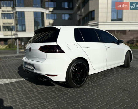Белый Фольксваген Гольф Р, объемом двигателя 2 л и пробегом 210 тыс. км за 17500 $, фото 7 на Automoto.ua