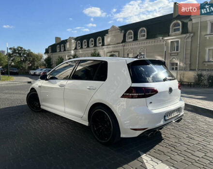 Белый Фольксваген Гольф Р, объемом двигателя 2 л и пробегом 210 тыс. км за 17500 $, фото 4 на Automoto.ua