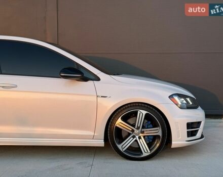 Білий Фольксваген Гольф Р, об'ємом двигуна 2 л та пробігом 138 тис. км за 17499 $, фото 16 на Automoto.ua