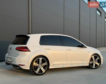 Білий Фольксваген Гольф Р, об'ємом двигуна 2 л та пробігом 138 тис. км за 17499 $, фото 11 на Automoto.ua
