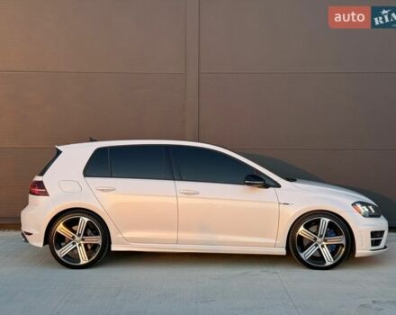 Білий Фольксваген Гольф Р, об'ємом двигуна 2 л та пробігом 138 тис. км за 17499 $, фото 15 на Automoto.ua