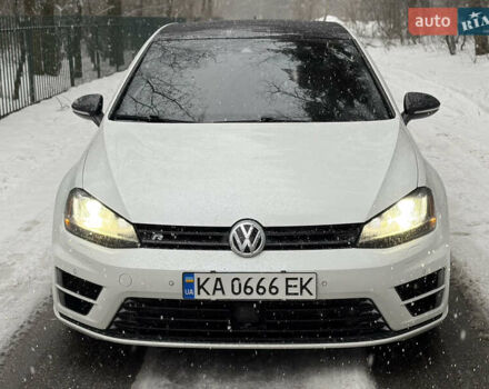 Белый Фольксваген Гольф Р, объемом двигателя 1.98 л и пробегом 136 тыс. км за 21500 $, фото 1 на Automoto.ua