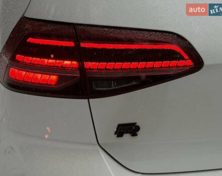 Белый Фольксваген Гольф Р, объемом двигателя 1.98 л и пробегом 136 тыс. км за 21500 $, фото 12 на Automoto.ua