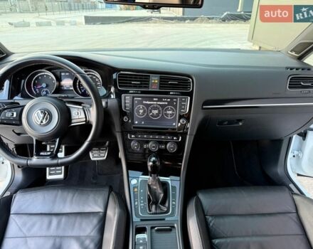 Білий Фольксваген Гольф Р, об'ємом двигуна 2 л та пробігом 138 тис. км за 17499 $, фото 53 на Automoto.ua