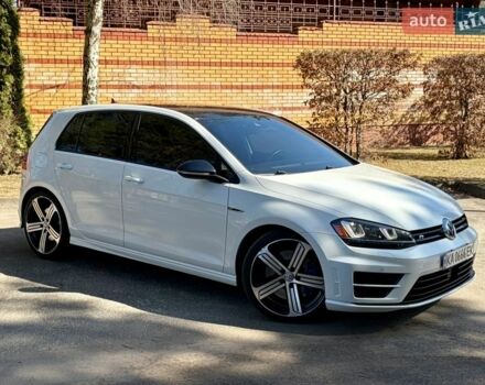 Белый Фольксваген Гольф Р, объемом двигателя 1.98 л и пробегом 137 тыс. км за 19000 $, фото 5 на Automoto.ua