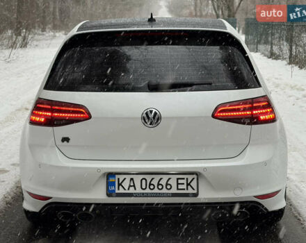 Белый Фольксваген Гольф Р, объемом двигателя 1.98 л и пробегом 136 тыс. км за 21500 $, фото 4 на Automoto.ua